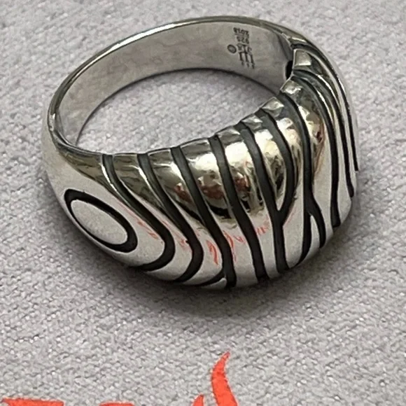 Rare James Avery Safari Dome Ring, Size 9 - Picture 1 of 5